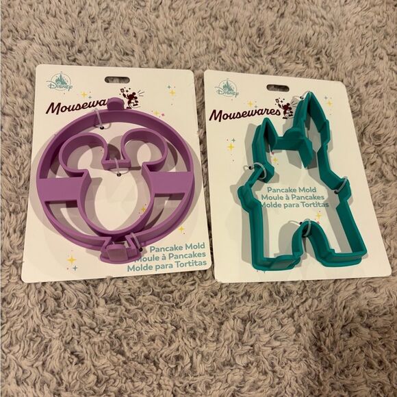 Disney  Pancake Mold Set - Purple and Green - Picture 1 of 6